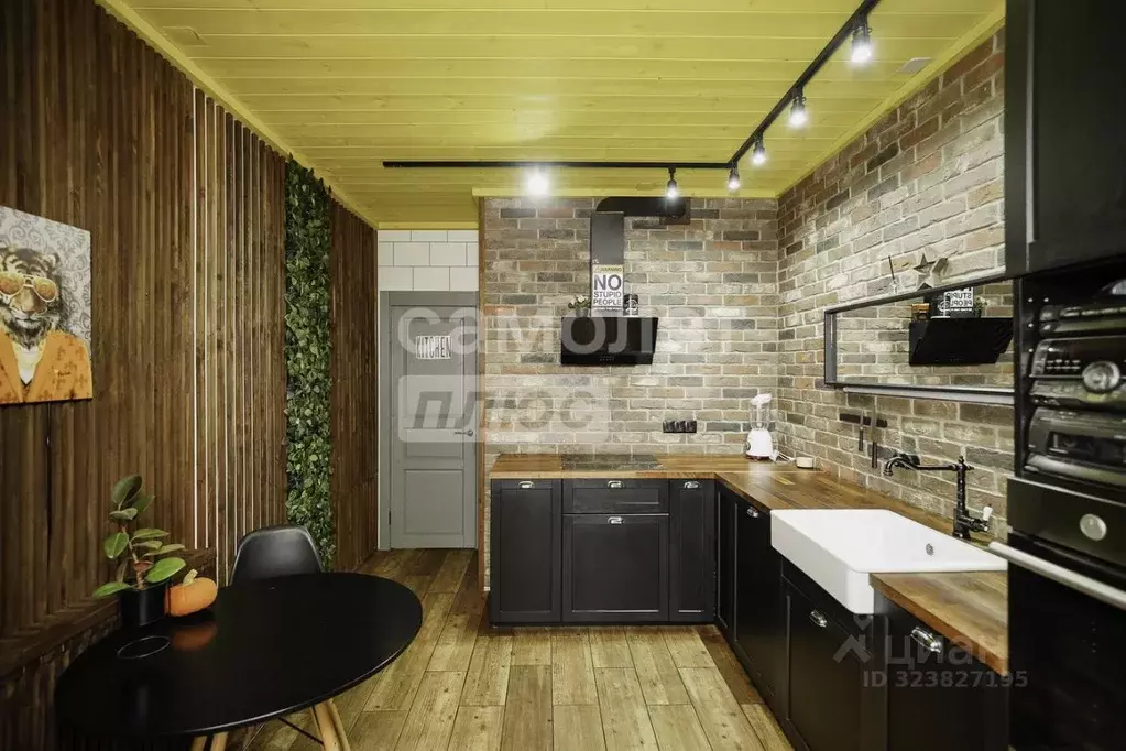 2-к кв. Омская область, Омск ул. Красный Путь, 143к5 (63.2 м) - Фото 1