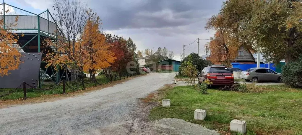 Участок в Новосибирская область, Новосибирск пер. 3-й Костычева, 17 ... - Фото 0