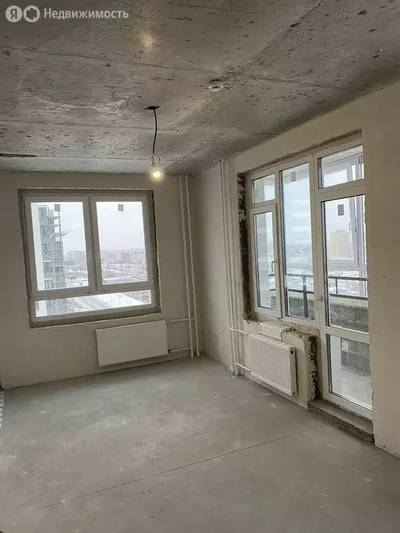 2-комнатная квартира: Тюмень, улица Фармана Салманова, 23 (51.5 м) - Фото 2