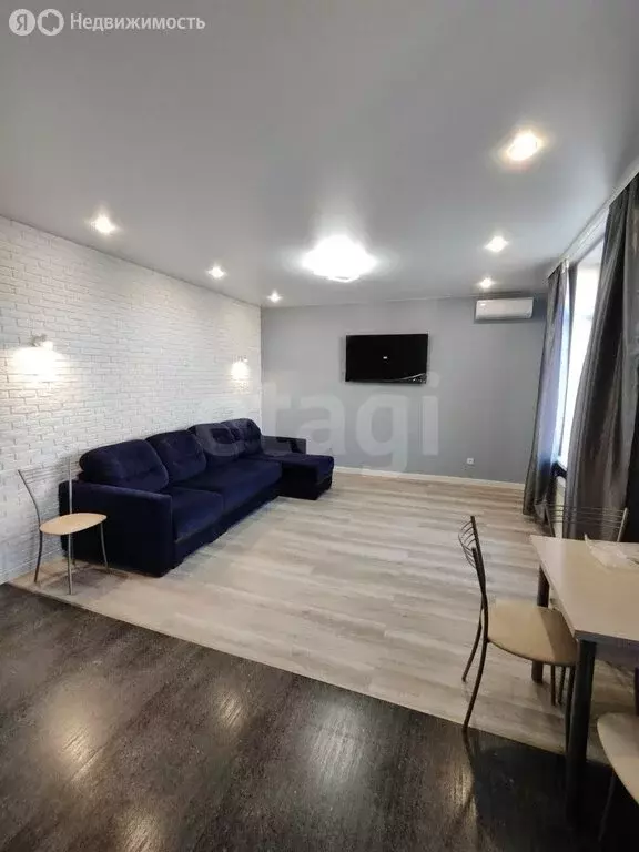 2-комнатная квартира: Омск, улица Лобкова, 3 (52.9 м) - Фото 1