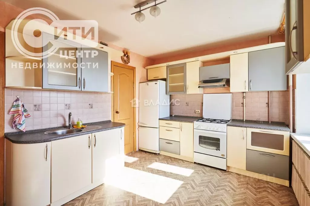 1-к кв. Воронежская область, Воронеж ул. Челюскинцев, 77 (45.6 м) - Фото 0