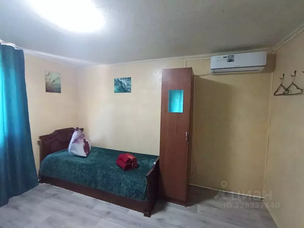 Дом в Краснодарский край, Темрюкский район, Тамань ст-ца ул. Крупской, ... - Фото 1