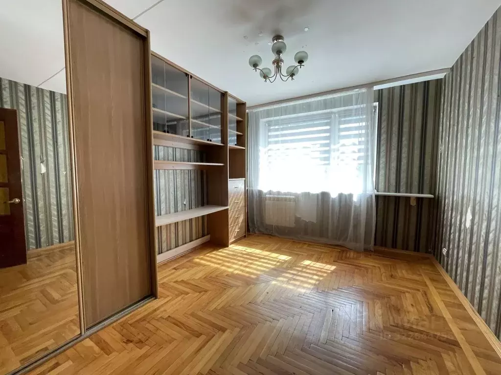 3-к кв. Свердловская область, Екатеринбург ул. Самолетная, 3к1 (57.6 ... - Фото 0
