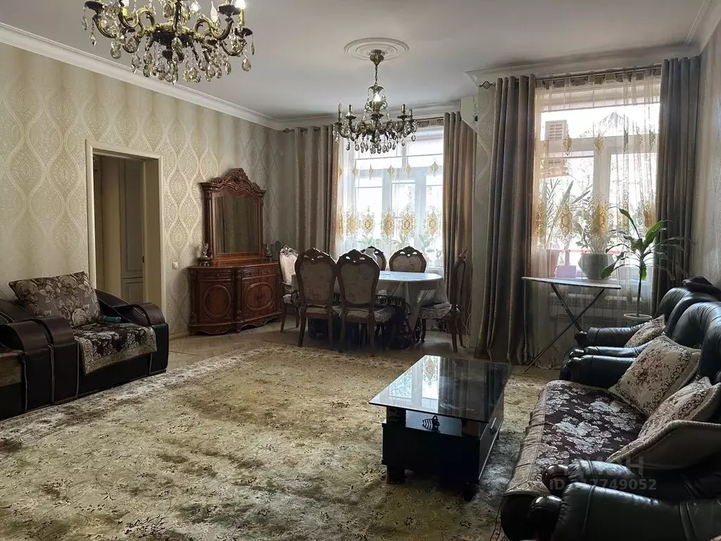 Дом в Дагестан, Махачкала ул. Перова, 13 (500 м) - Фото 1