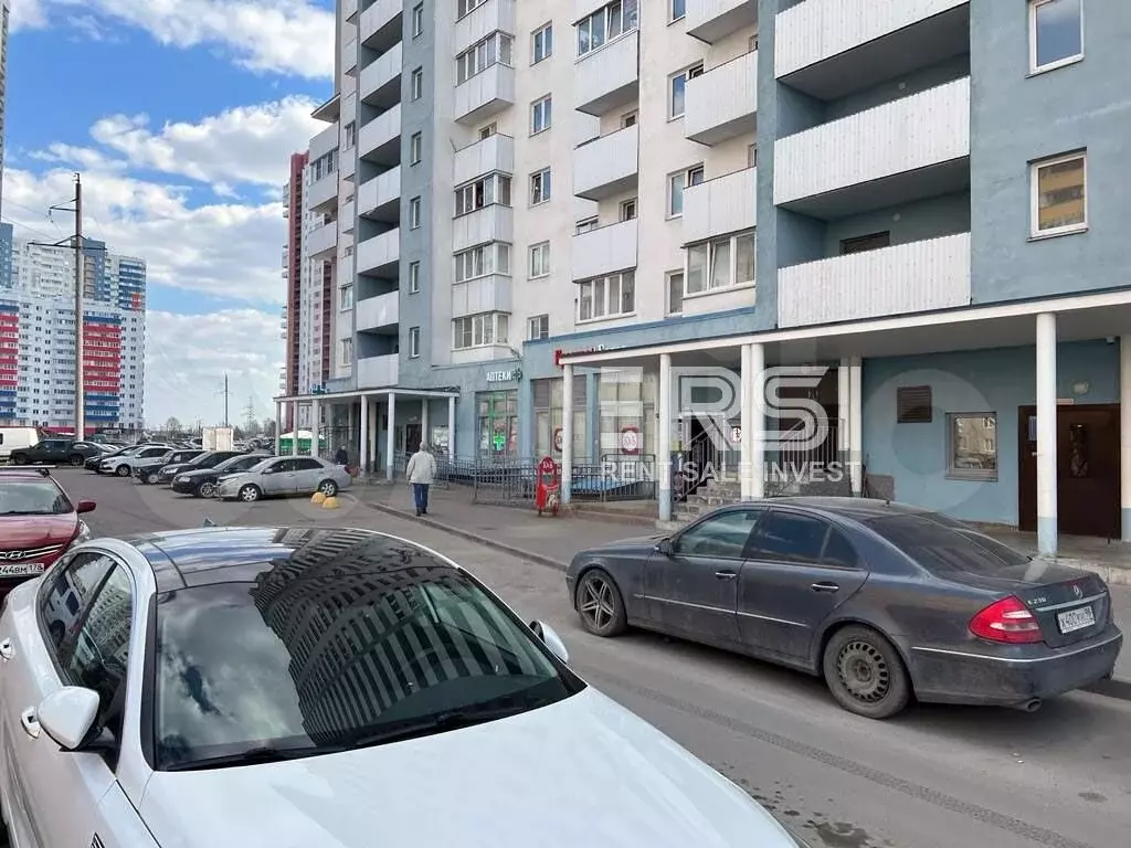 Продажа помещения с арендатором, 98 м2 - Фото 1