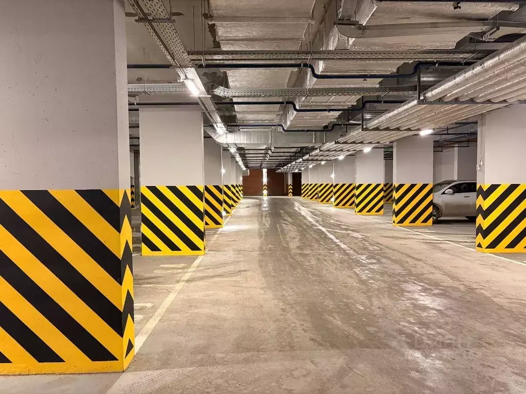 Гараж в Свердловская область, Екатеринбург ул. Викулова, 24 (14 м) - Фото 1