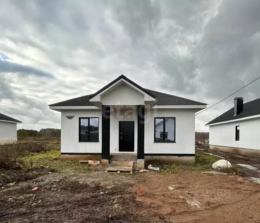 Дом в Башкортостан, Иглинский район, Акбердинский сельсовет ул. ... - Фото 2