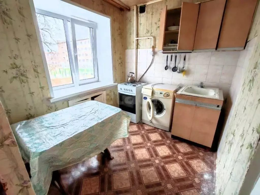 3-к кв. Башкортостан, Стерлитамак ул. Голикова, 24 (55.0 м) - Фото 1