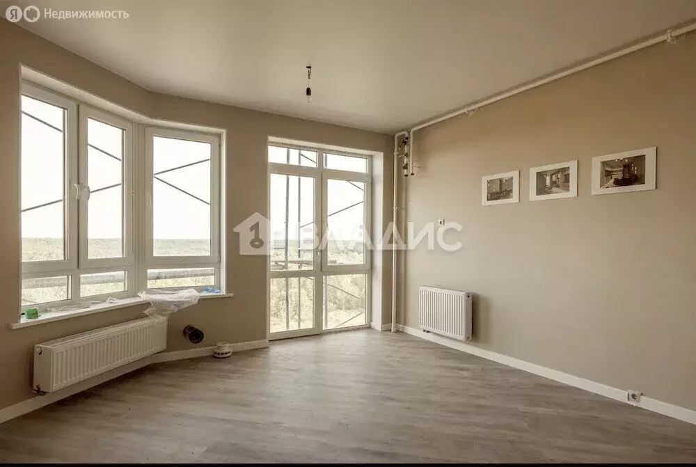 3-комнатная квартира: Озерецкое, бульвар Радости, 10 (90.5 м) - Фото 1