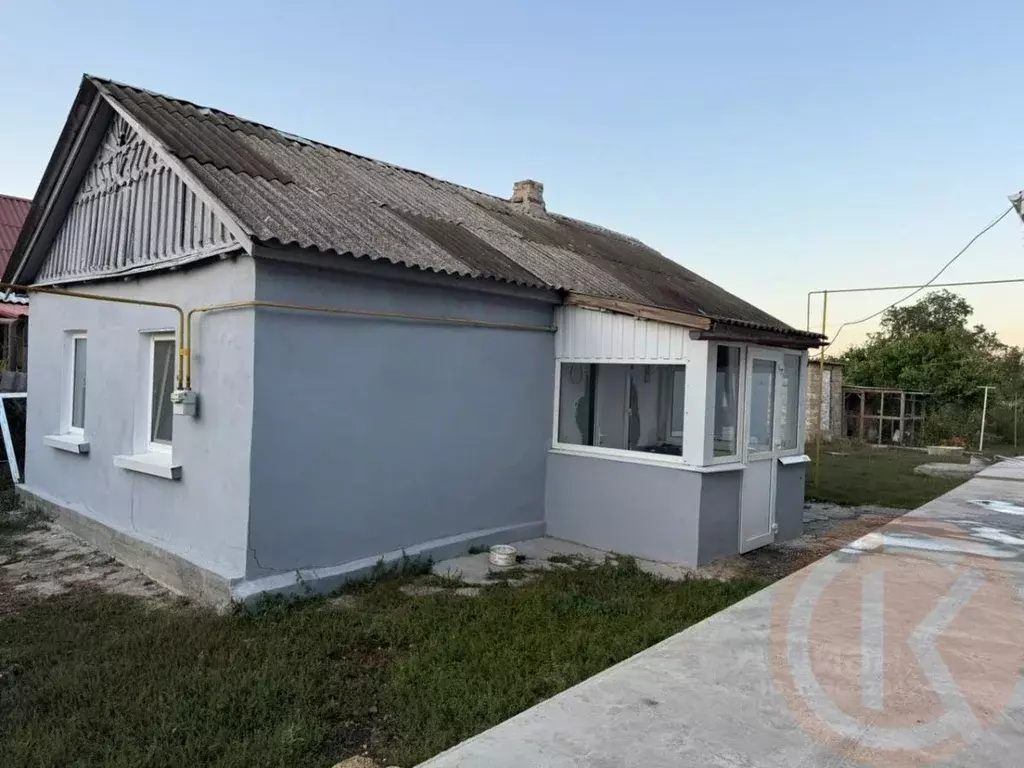 Дом в Крым, Симферопольский район, с. Укромное ул. Набережная (42 м) - Фото 2