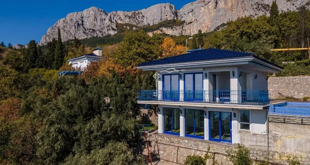 Дом в Крым, Ялта муниципальный округ, Береговое пгт ул. Кипарисная, ... - Фото 1