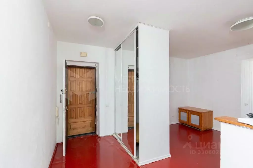 3-к кв. Тюменская область, Тюмень ул. Карла Маркса, 110А (67.0 м) - Фото 1