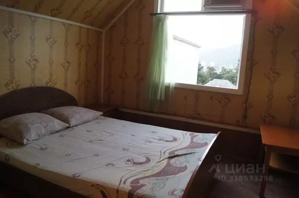 Комната Краснодарский край, Геленджик ул. Свердлова, 37 - Фото 0