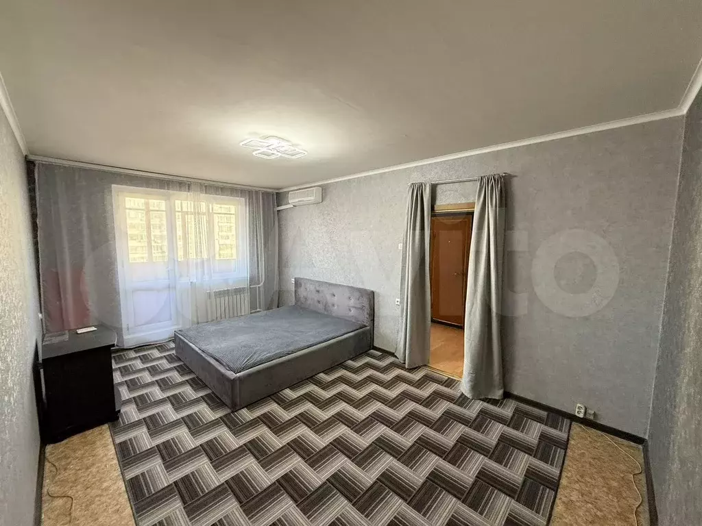 1-к. квартира, 40 м, 12/17 эт. - Фото 0