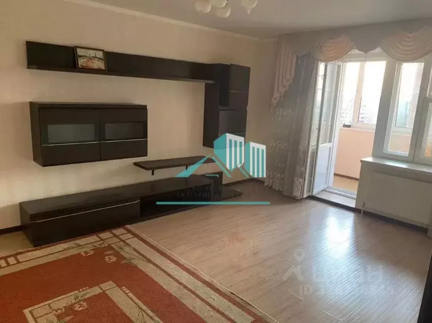 2-к кв. Калужская область, Калуга ул. Генерала Попова, 8А (73.5 м) - Фото 1