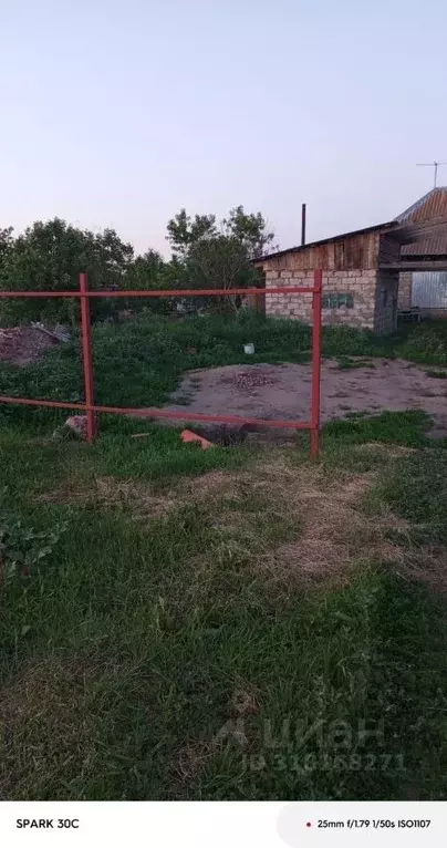 Дом в Саратовская область, Энгельсский район, Красноярское ... - Фото 1
