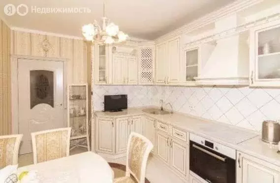 3-комнатная квартира: Тюмень, улица Монтажников, 49 (78.8 м) - Фото 2