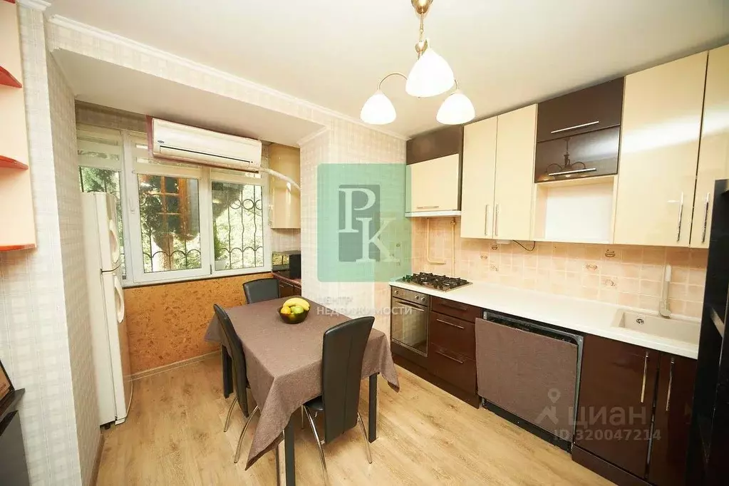 3-к кв. Севастополь ул. Адмирала Юмашева, 17В (72.9 м) - Фото 2