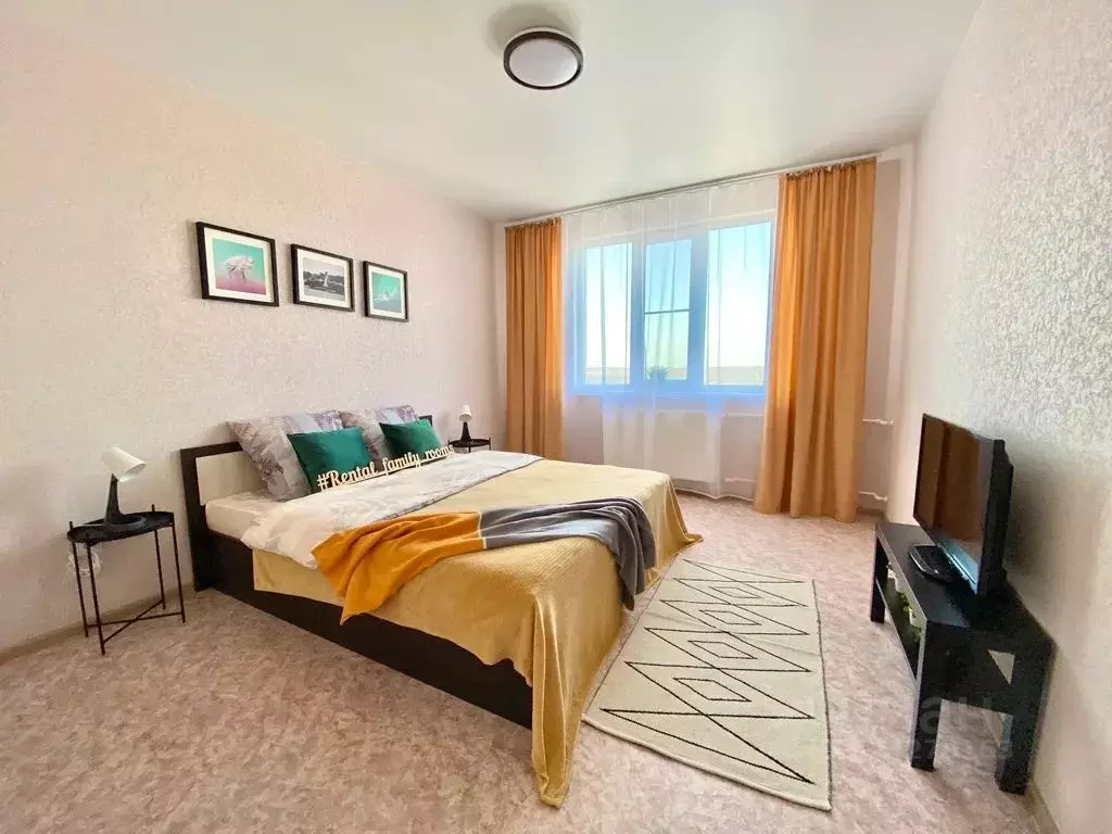 2-к кв. Воронежская область, Воронеж Московский просп., 215 (85.0 м) - Фото 1