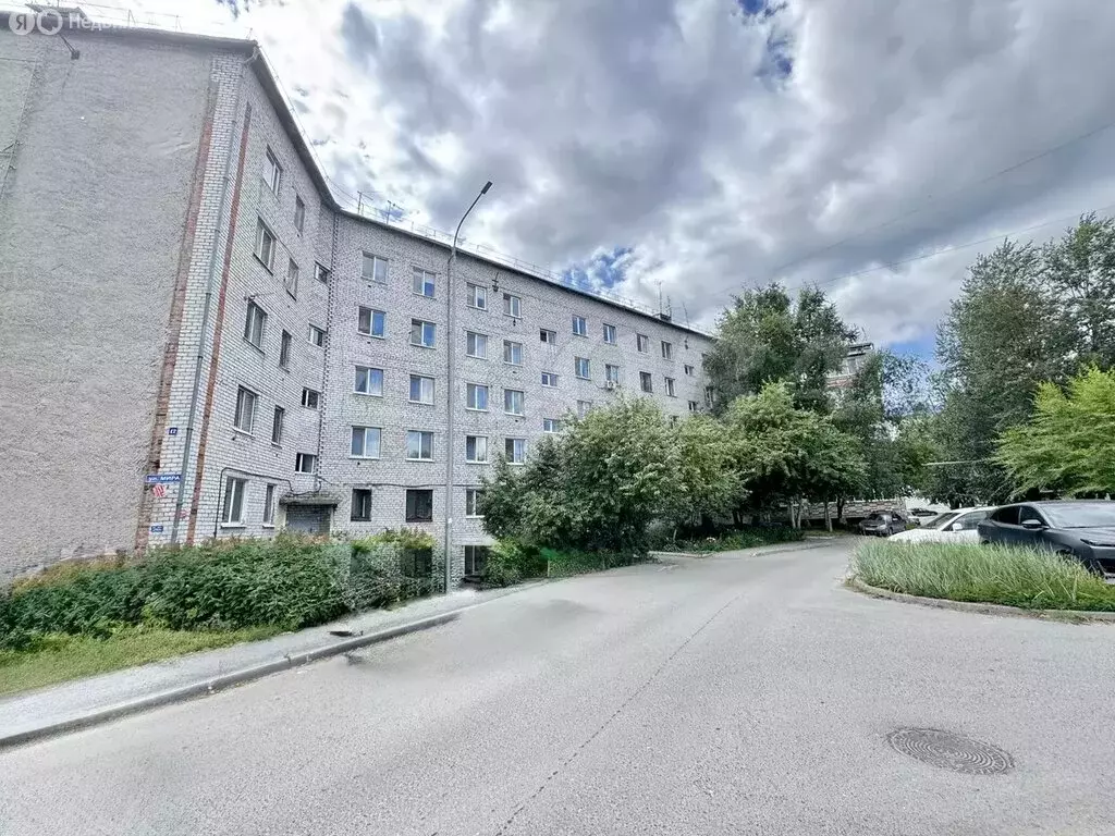 3-комнатная квартира: Боровский, улица Мира, 12 (52.3 м) - Фото 1