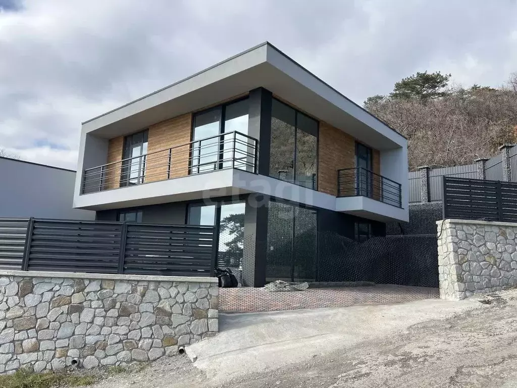 Дом в Крым, Ялта муниципальный округ, Отрадное пгт ул. Мориса Тореза, ... - Фото 1