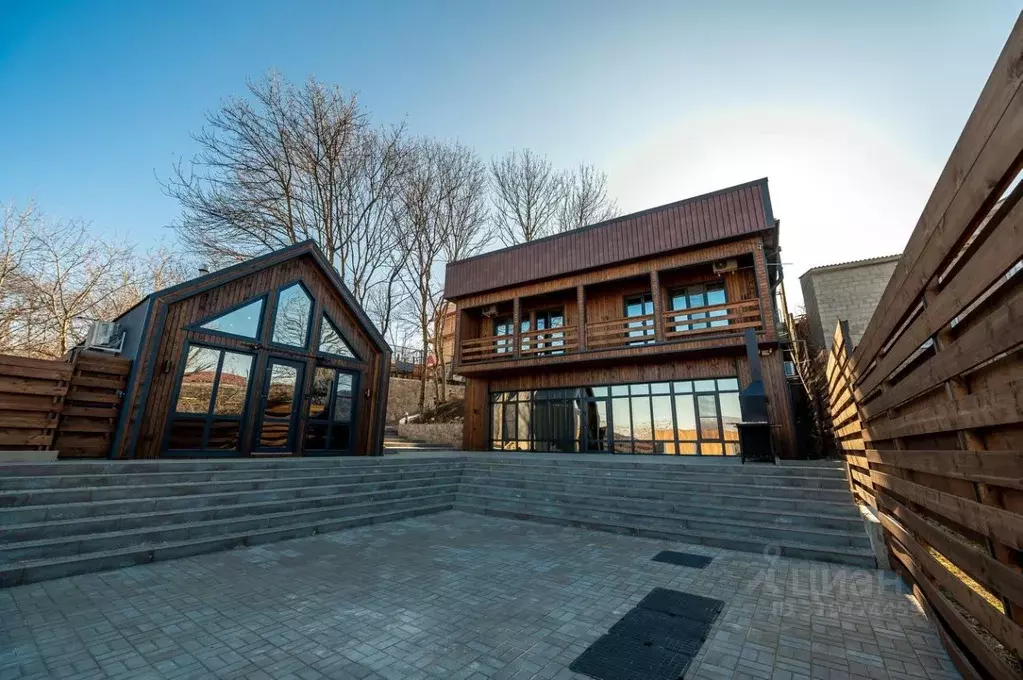 Дом в Ставропольский край, Пятигорск городской округ, пос. Свободы ул. ... - Фото 1