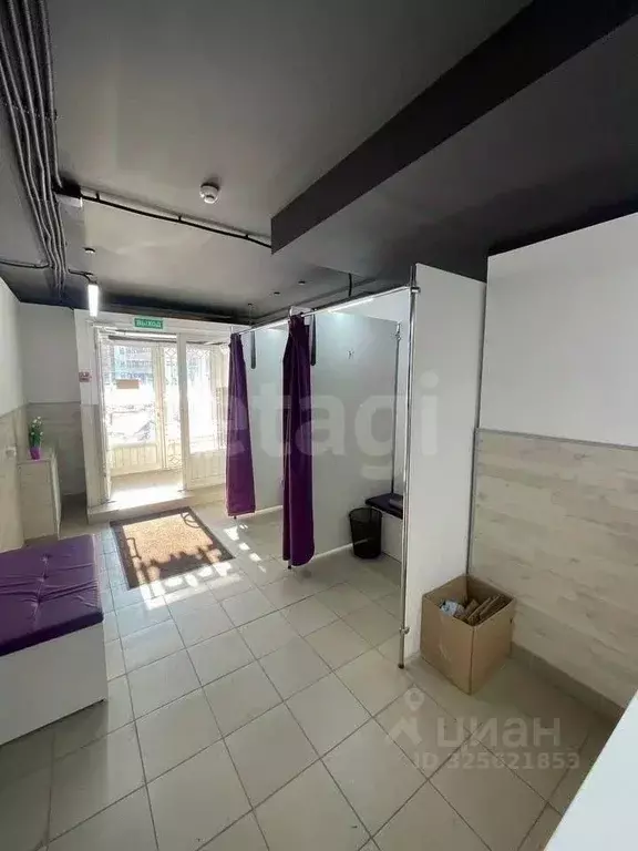 Помещение свободного назначения в Тюменская область, Тюмень Паровозная ... - Фото 1