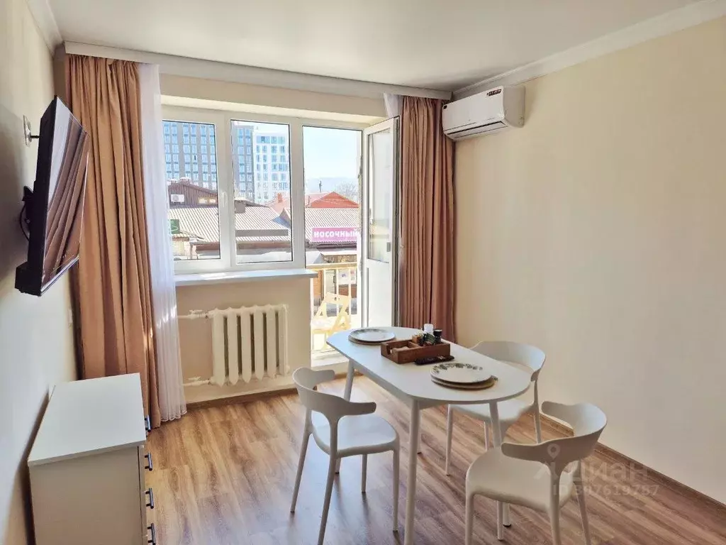 2-к кв. Кабардино-Балкария, Нальчик Кабардинская ул., 7 (45.0 м) - Фото 0