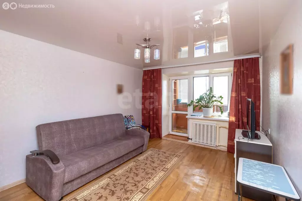 3-комнатная квартира: микрорайон Мелиораторов, улица Сидора Путилова, ... - Фото 1