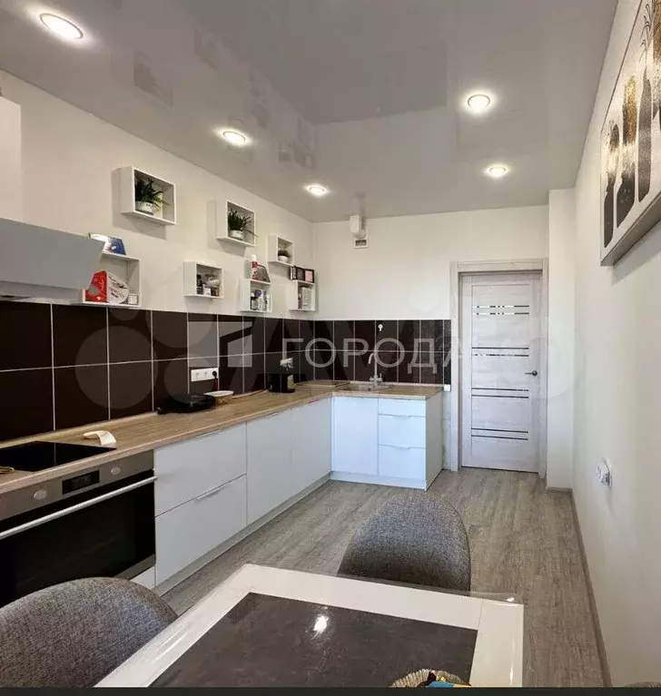 3-к. квартира, 90 м, 11/21 эт. - Фото 0