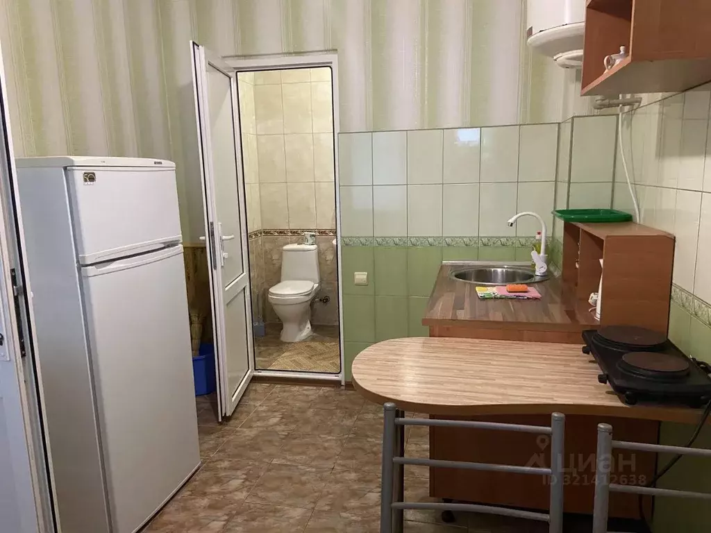 1-к кв. Крым, Евпатория городской округ, Заозерное пгт ул. Морская, 10 ... - Фото 0