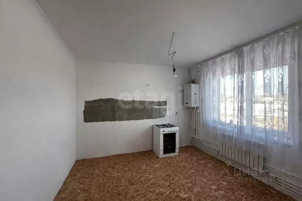 Дом в Брянская область, Почепский район, Речицкое с/пос, пос. Речица ... - Фото 1