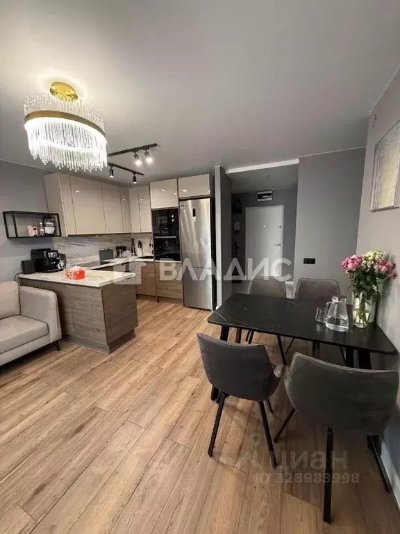 3-к кв. Москва Очаковское ш., 5к6 (76.0 м) - Фото 1