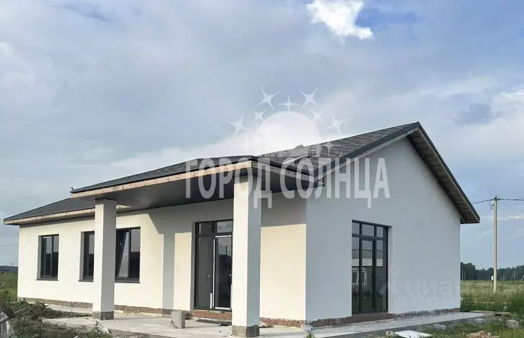 Коттедж в Омская область, Омский район муниципальный округ, с. ... - Фото 1