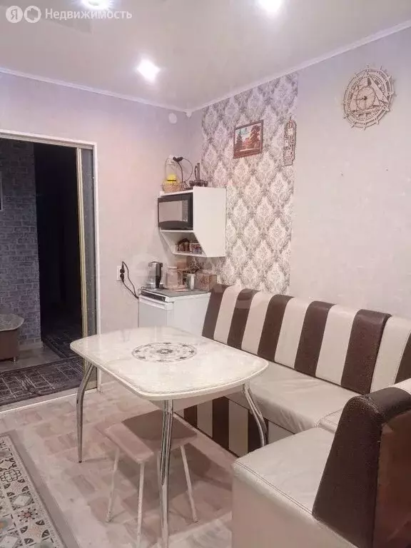 3-комнатная квартира: Ялуторовск, улица Ворошилова, 55А (64.7 м) - Фото 2