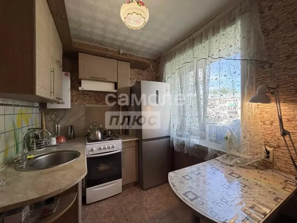 2-к кв. Татарстан, Зеленодольск Украинская ул., 7 (39.2 м) - Фото 2