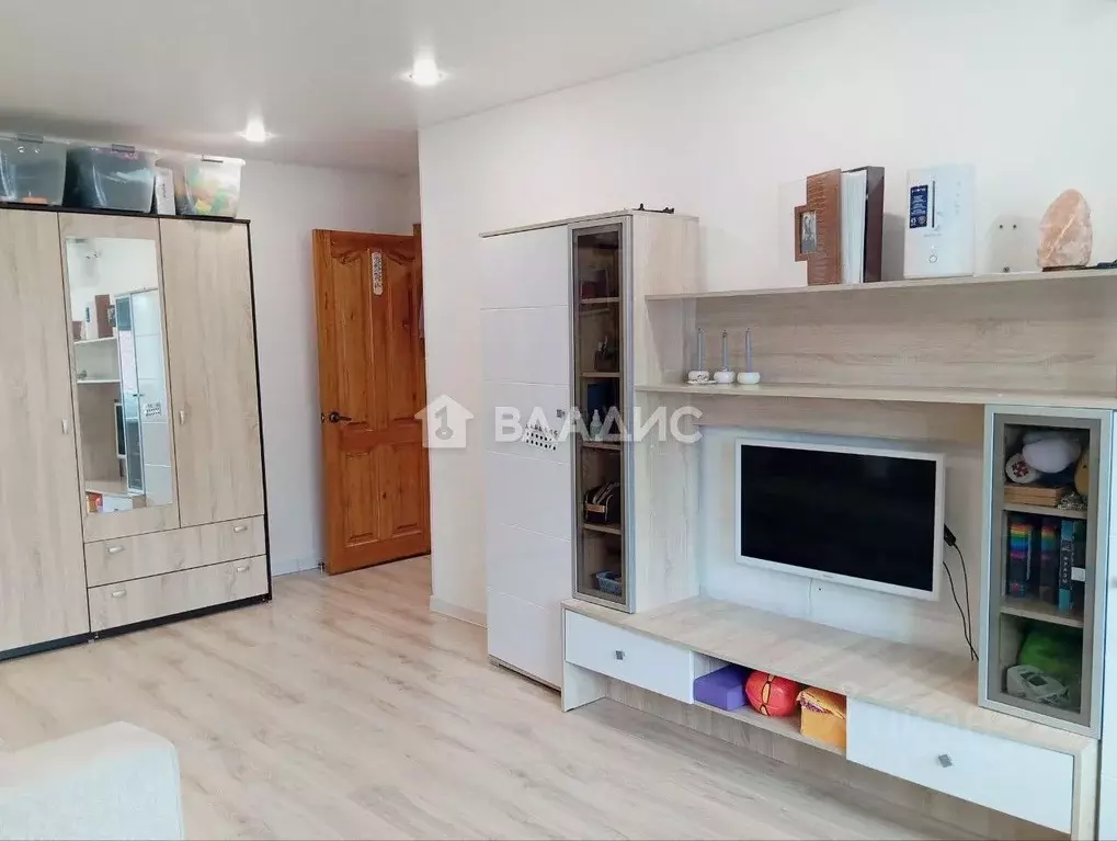 3-к кв. Бурятия, Улан-Удэ Ермаковская ул., 39 (66.0 м) - Фото 0