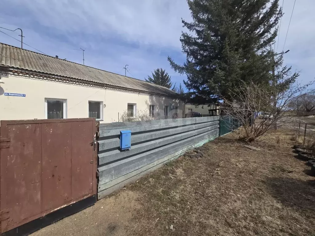 Дом в Амурская область, Белогорский муниципальный округ, с. Васильевка ... - Фото 1