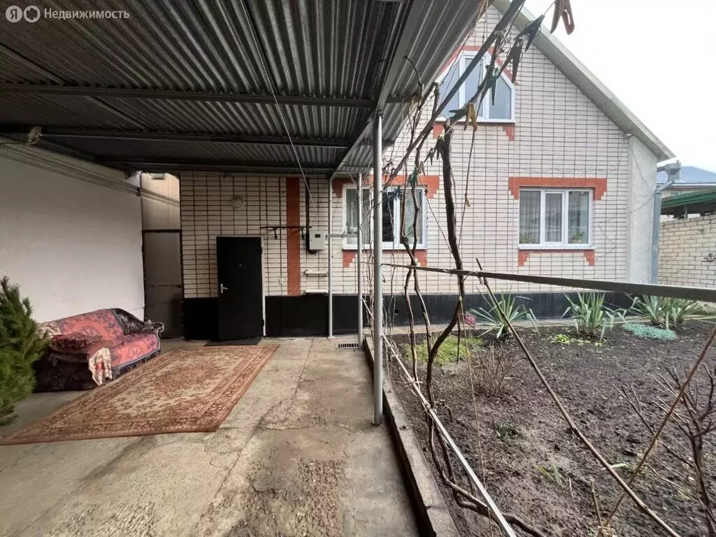 Дом в Ставрополь, Ленинский район, микрорайон № 8, Фигурный проезд, 40 ... - Фото 2