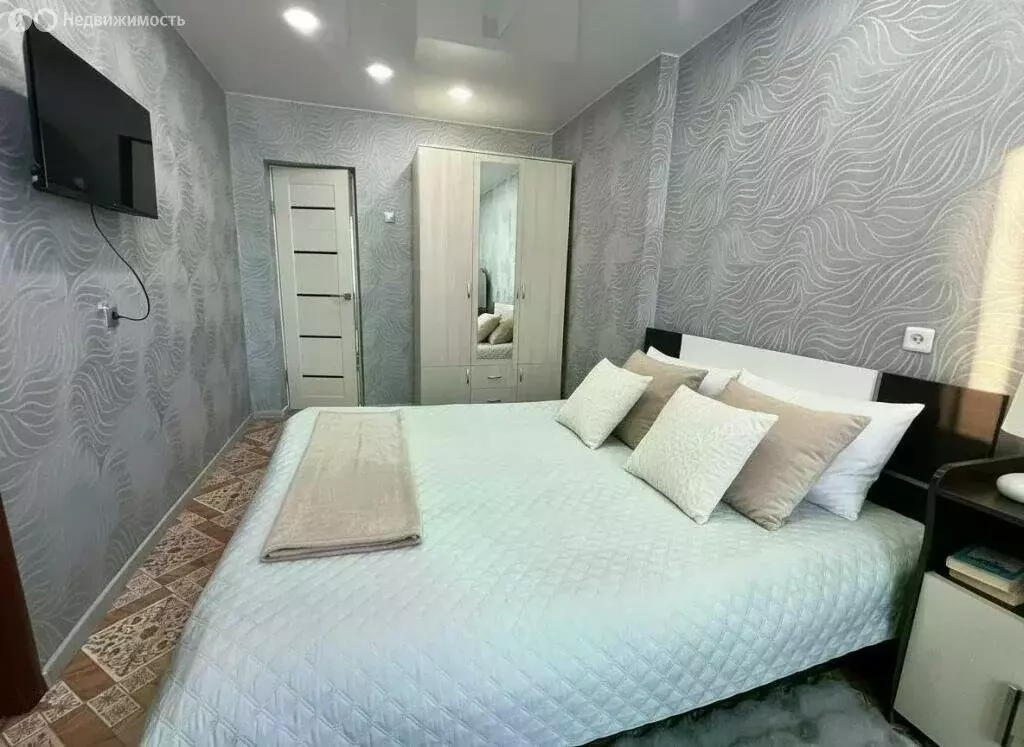 3-комнатная квартира: Райчихинск, Комсомольская улица, 17 (59.5 м) - Фото 1