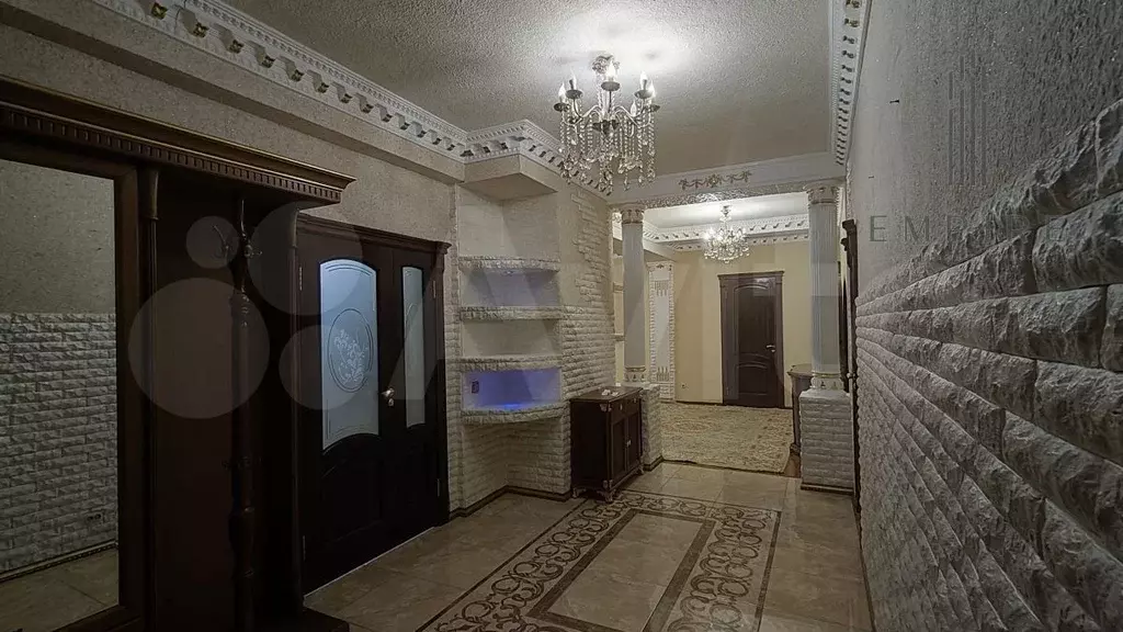 4-к. квартира, 123 м, 5/10 эт. - Фото 0