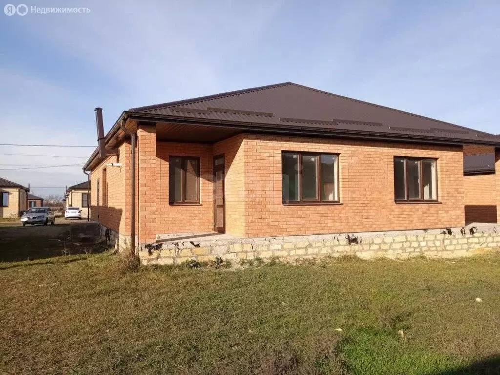 Дом в Михайловск, улица Вадима Богданова (100 м) - Фото 2