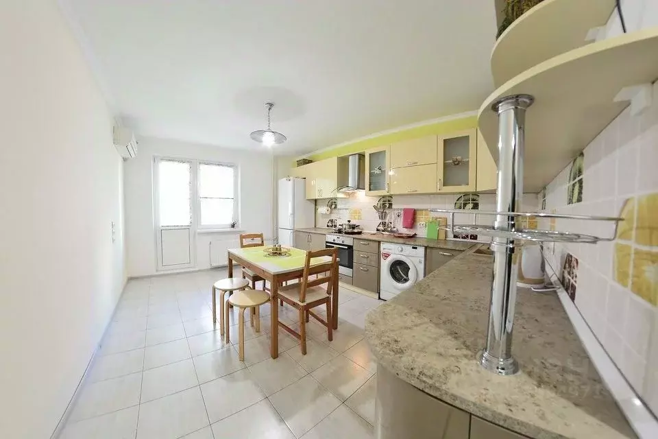3-к кв. Краснодарский край, Краснодар проезд Репина, 40 (92.0 м) - Фото 1