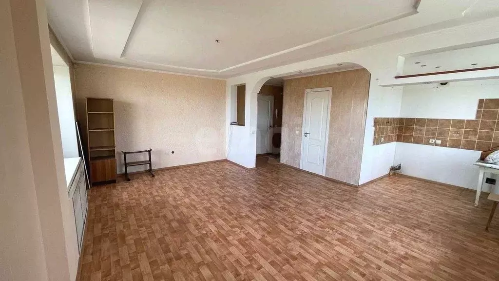 Студия Бурятия, Улан-Удэ Восточный мкр, ул. Камова, 11 (36.8 м) - Фото 1