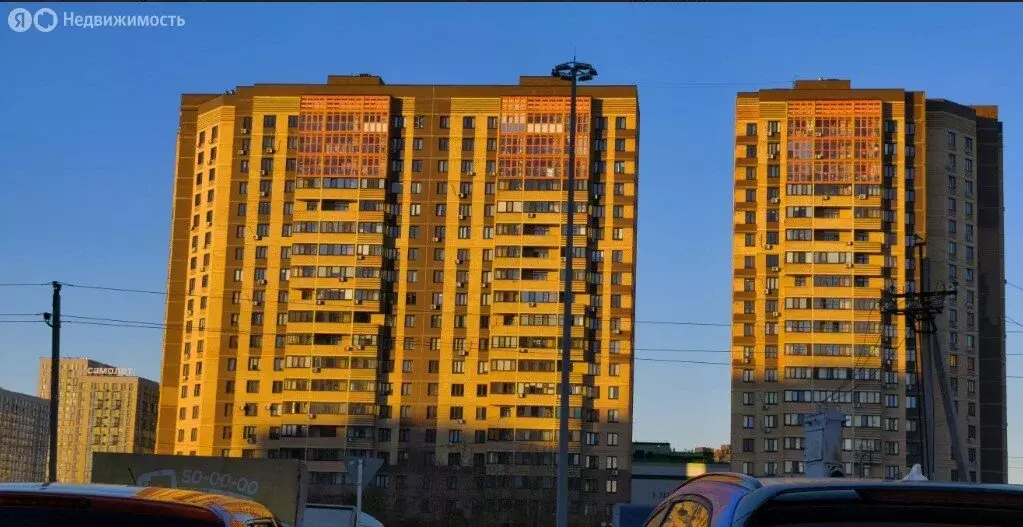 Квартира-студия: Тюмень, улица Тимофея Чаркова, 81 (27.6 м) - Фото 2