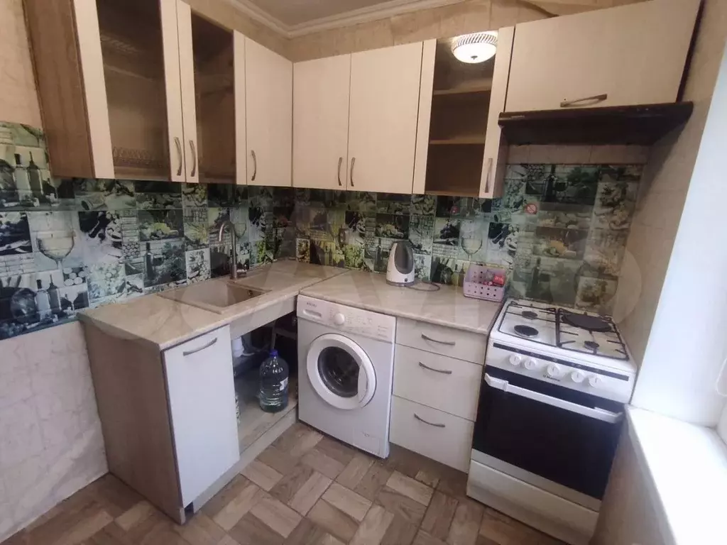 2-к. квартира, 48,5 м, 1/2 эт. - Фото 0