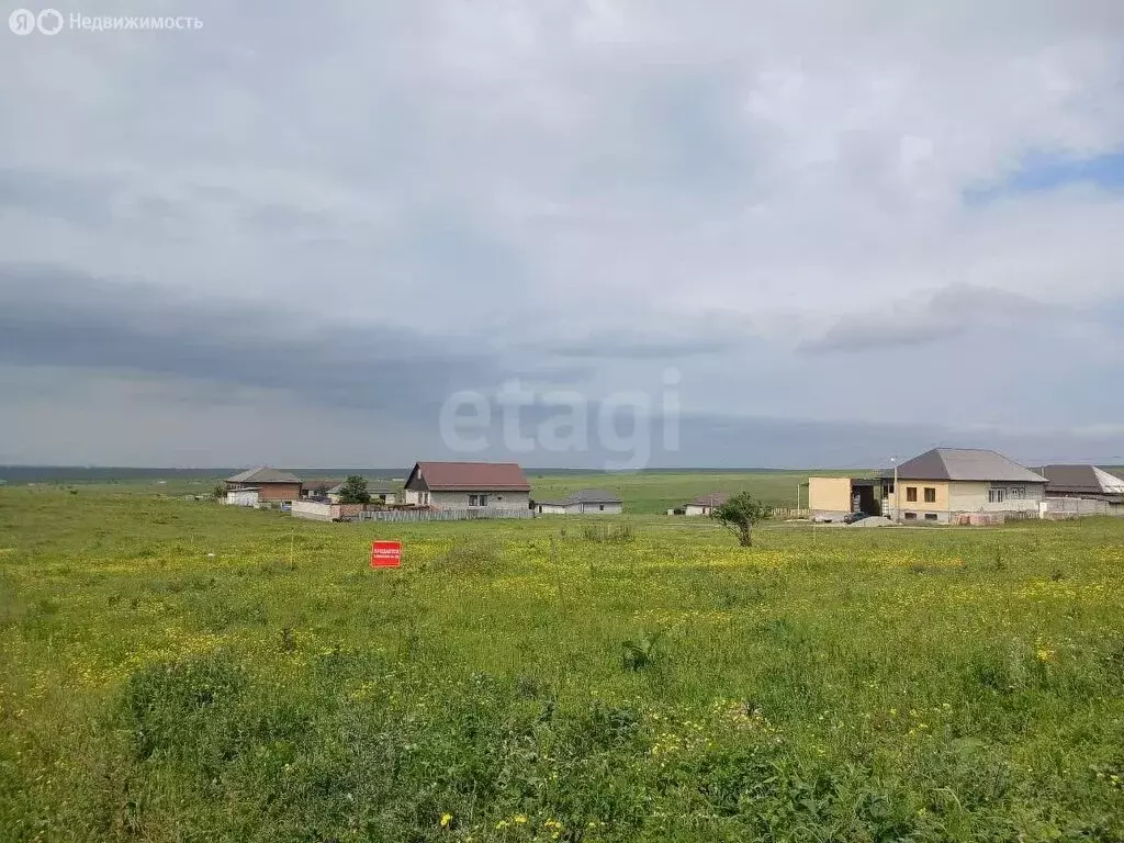 Участок в Назрань, Абрикосовая улица (6 м) - Фото 0
