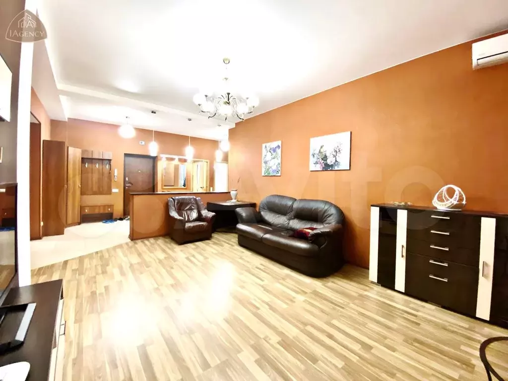 3-к. квартира, 100 м, 3/4 эт. - Фото 1