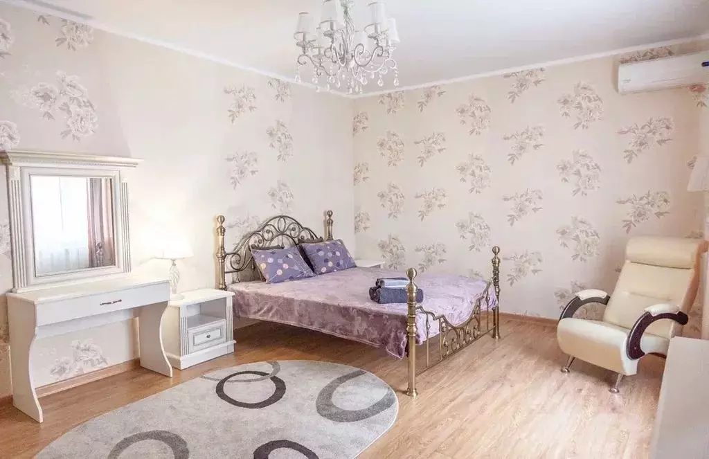 3-к кв. Краснодарский край, Новороссийск Пионерская ул., 23 (95.0 м) - Фото 1