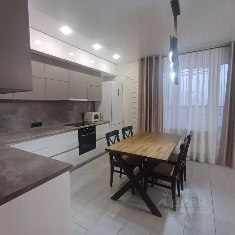 3-к кв. Татарстан, Казань ул. Родины, 26Е (70.9 м) - Фото 1